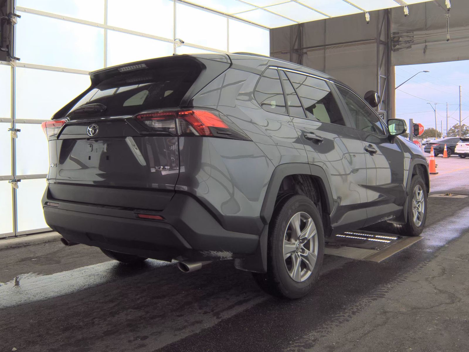 2024 Toyota RAV4 XLE FWD