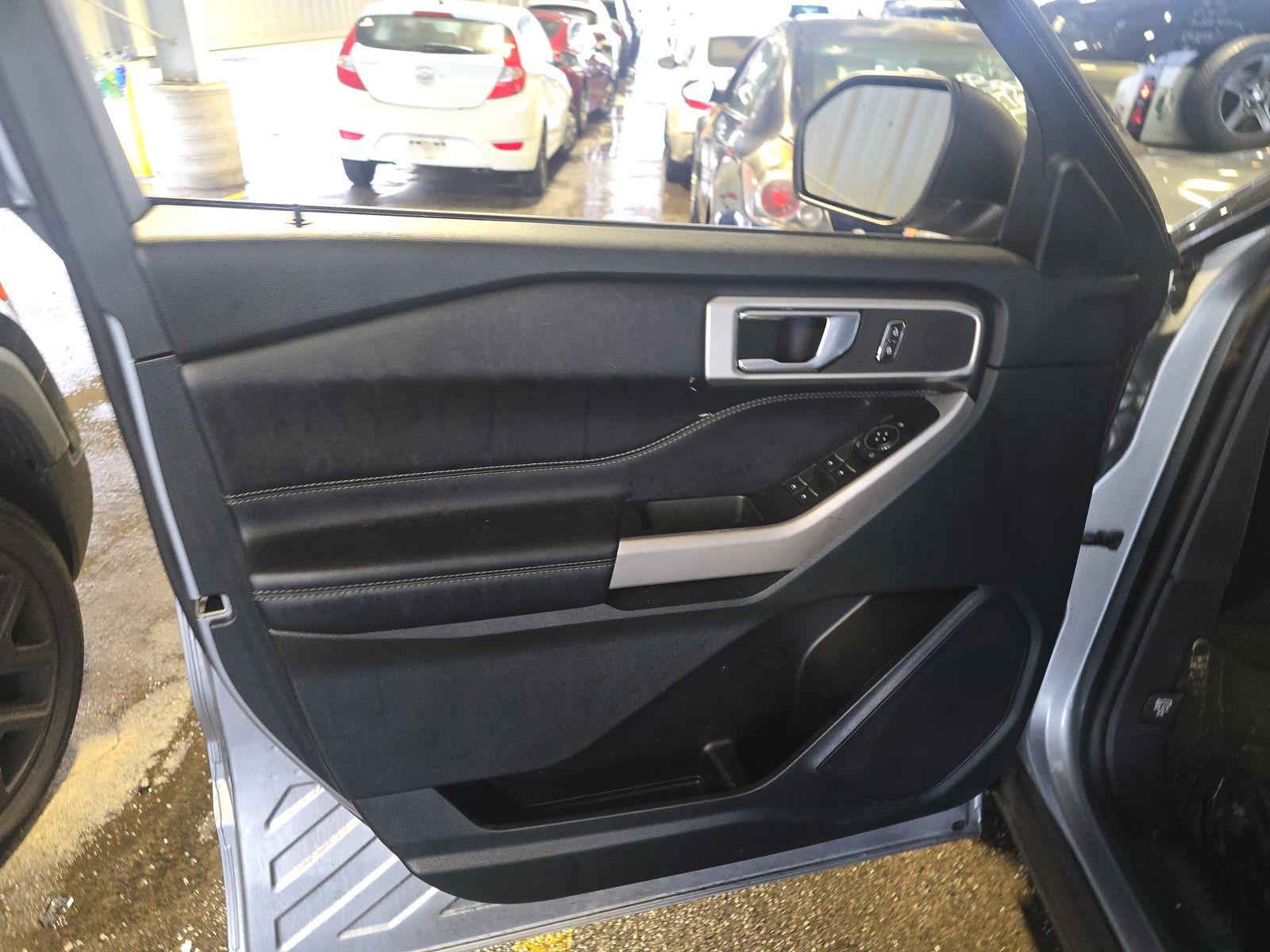 2024 Ford Explorer XLT AWD