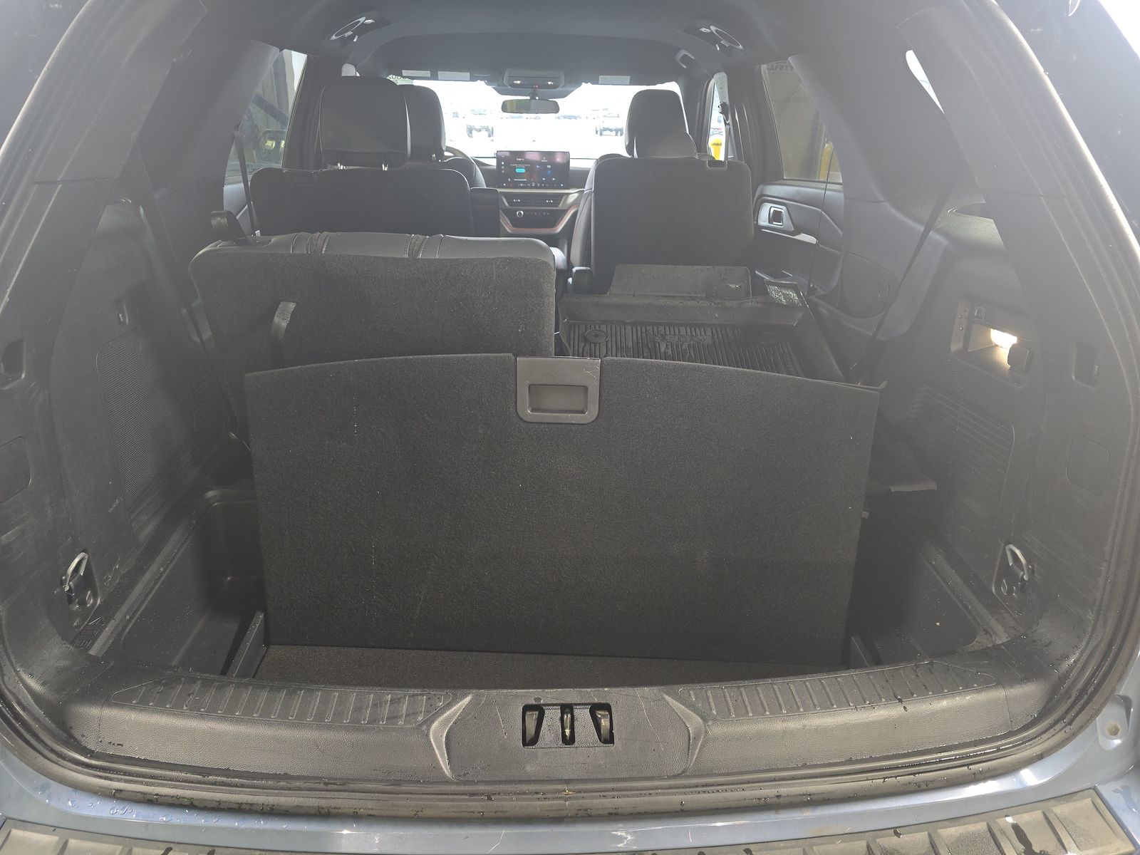 2025 Ford Explorer ST-Line AWD