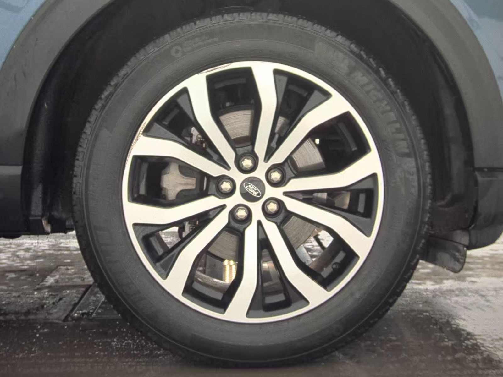 2025 Ford Explorer ST-Line AWD