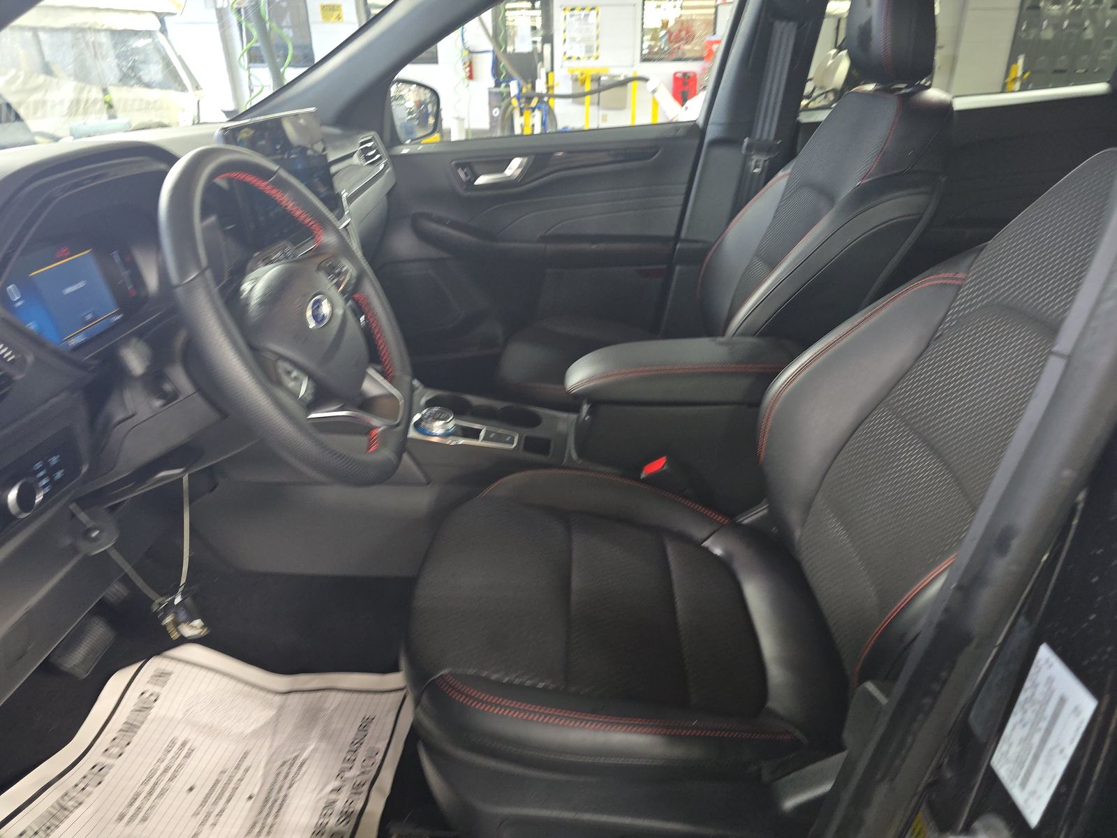 2025 Ford Escape Hybrid ST-Line FWD