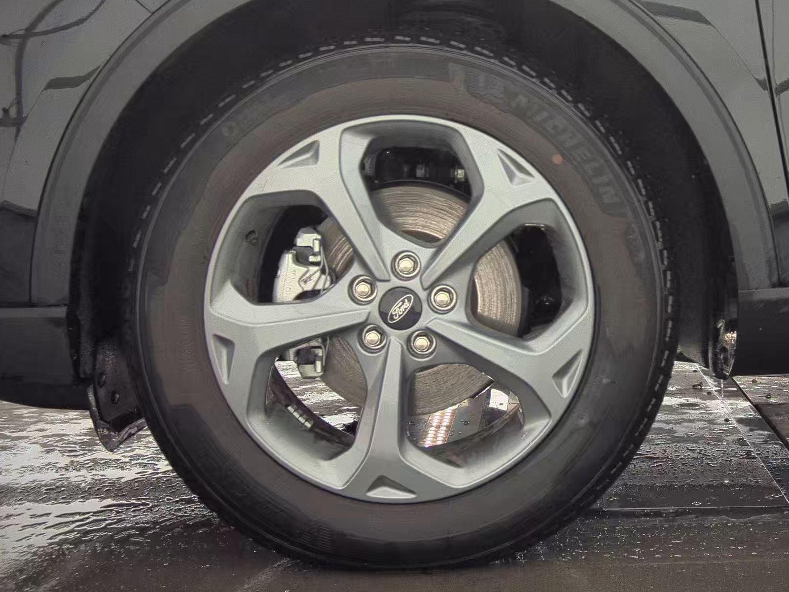 2025 Ford Escape Hybrid ST-Line FWD