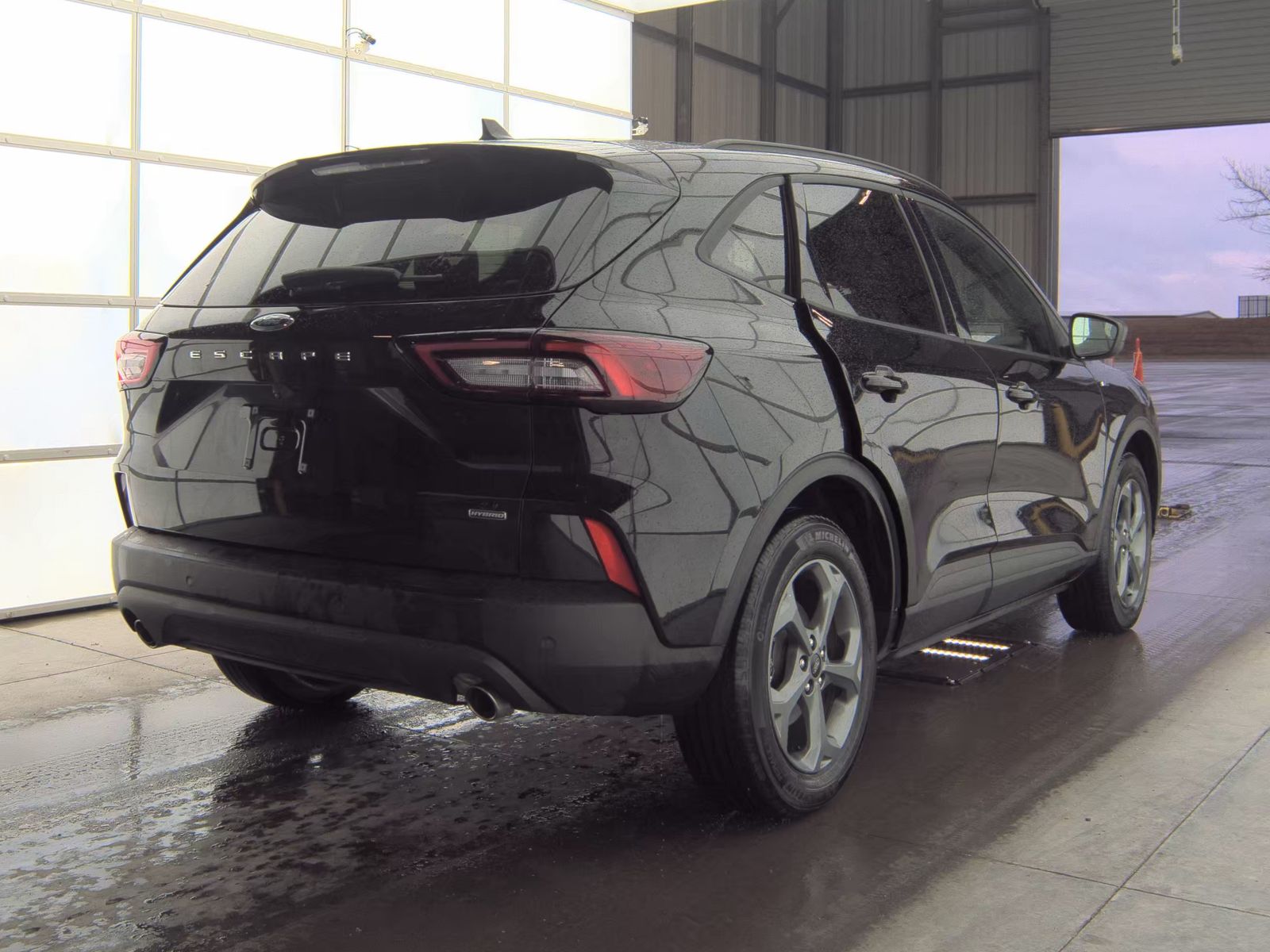 2025 Ford Escape Hybrid ST-Line FWD