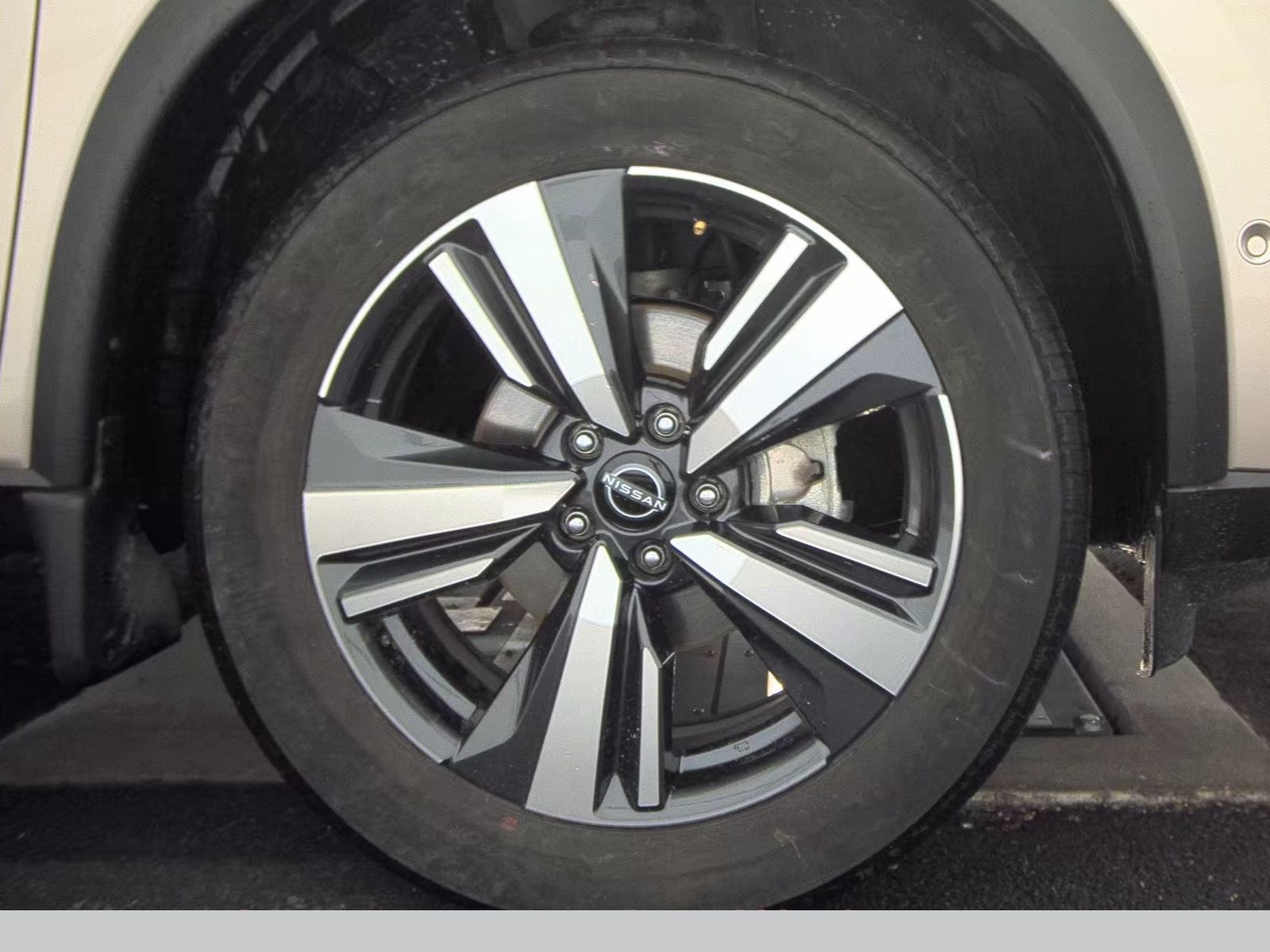 2023 Nissan Rogue SL AWD