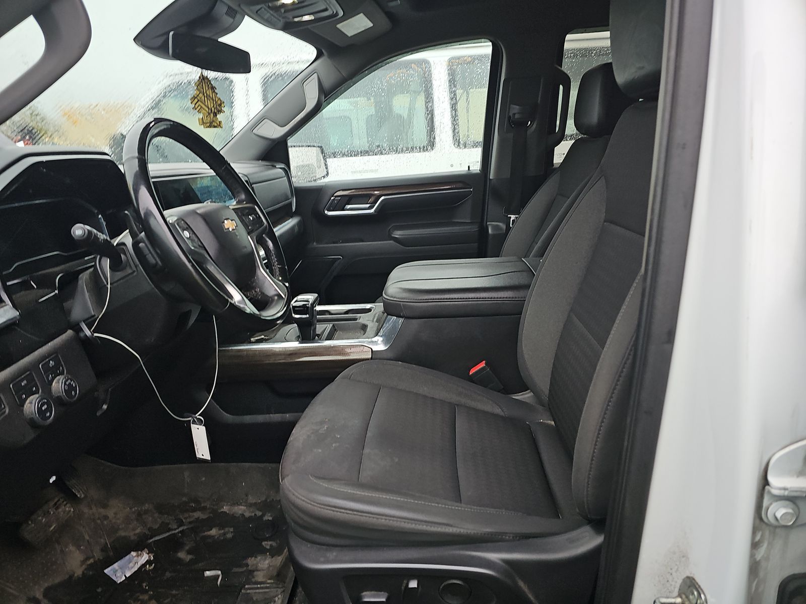 2023 Chevrolet Silverado 1500 LT AWD