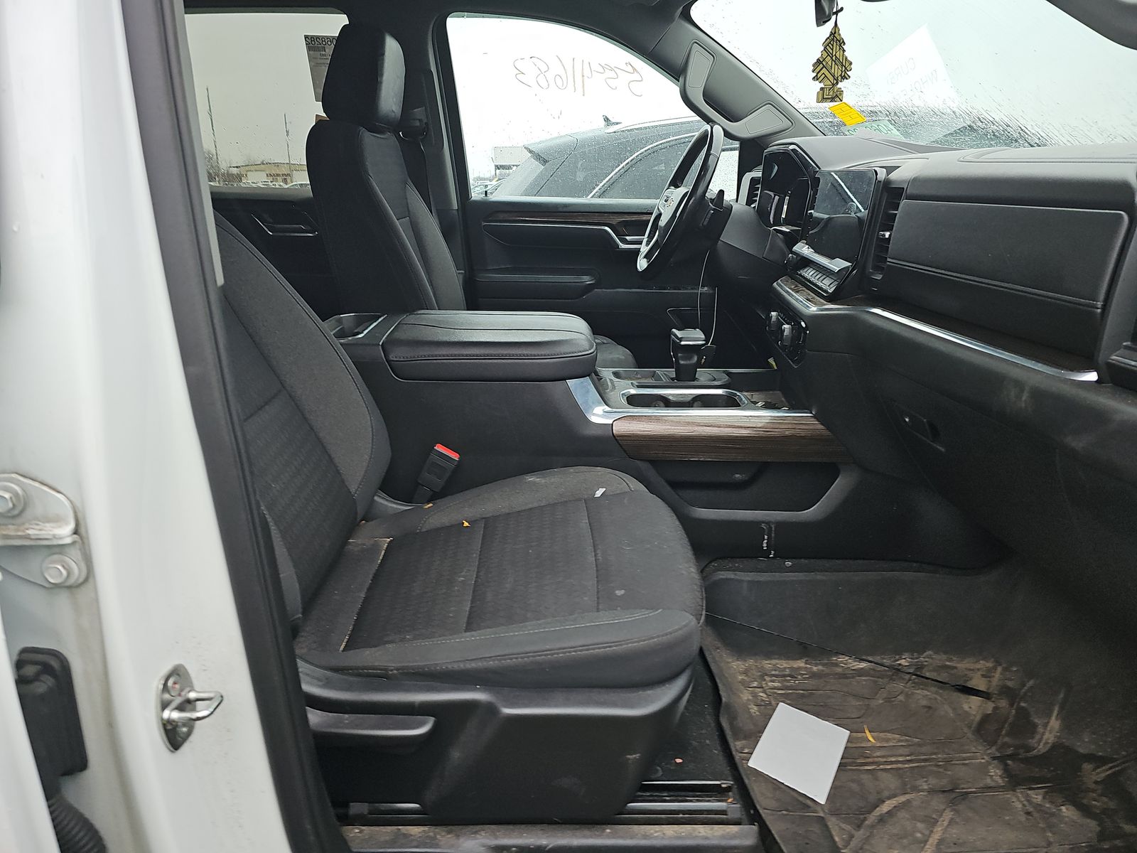 2023 Chevrolet Silverado 1500 LT AWD