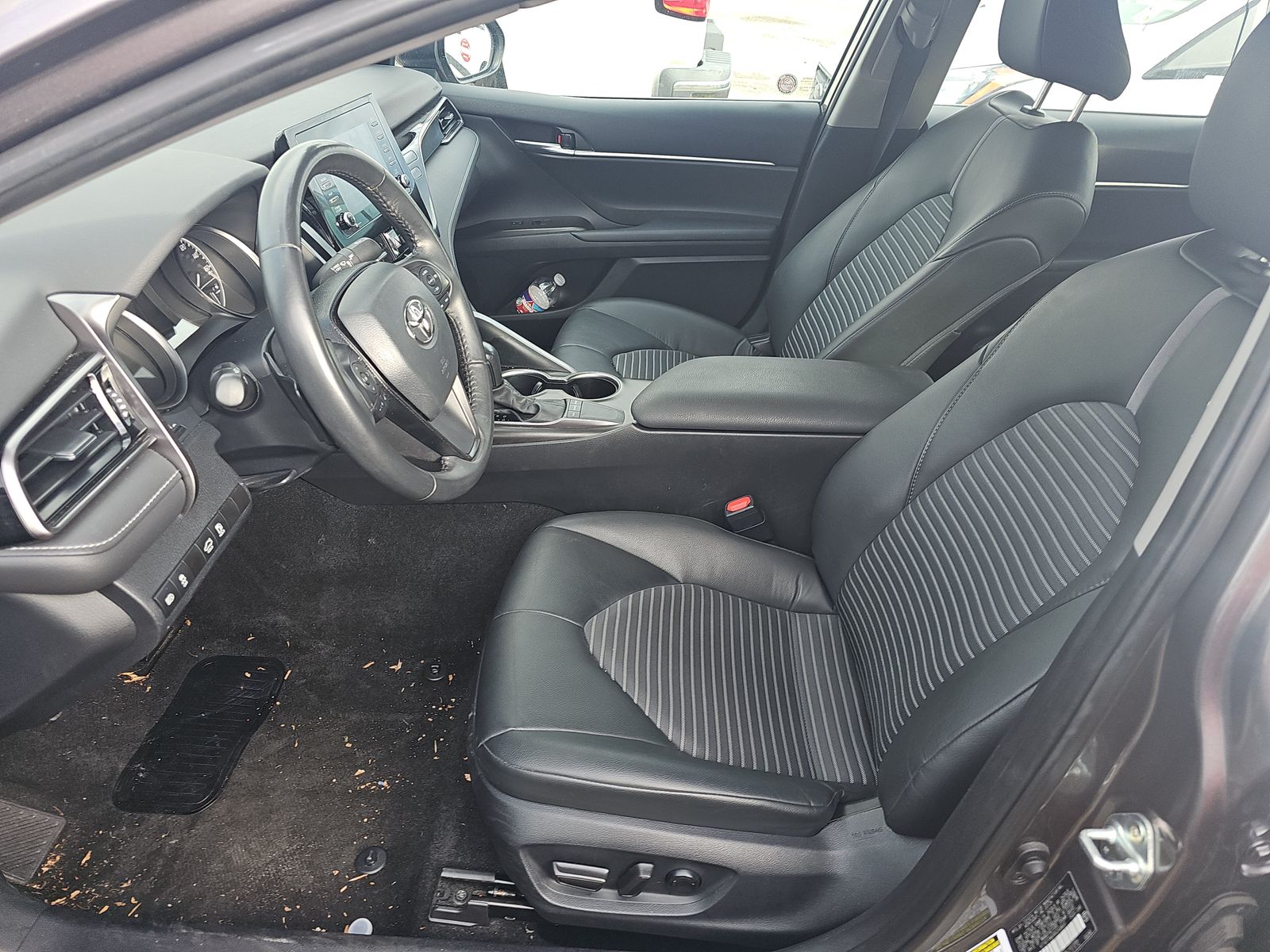 2024 Toyota Camry SE FWD