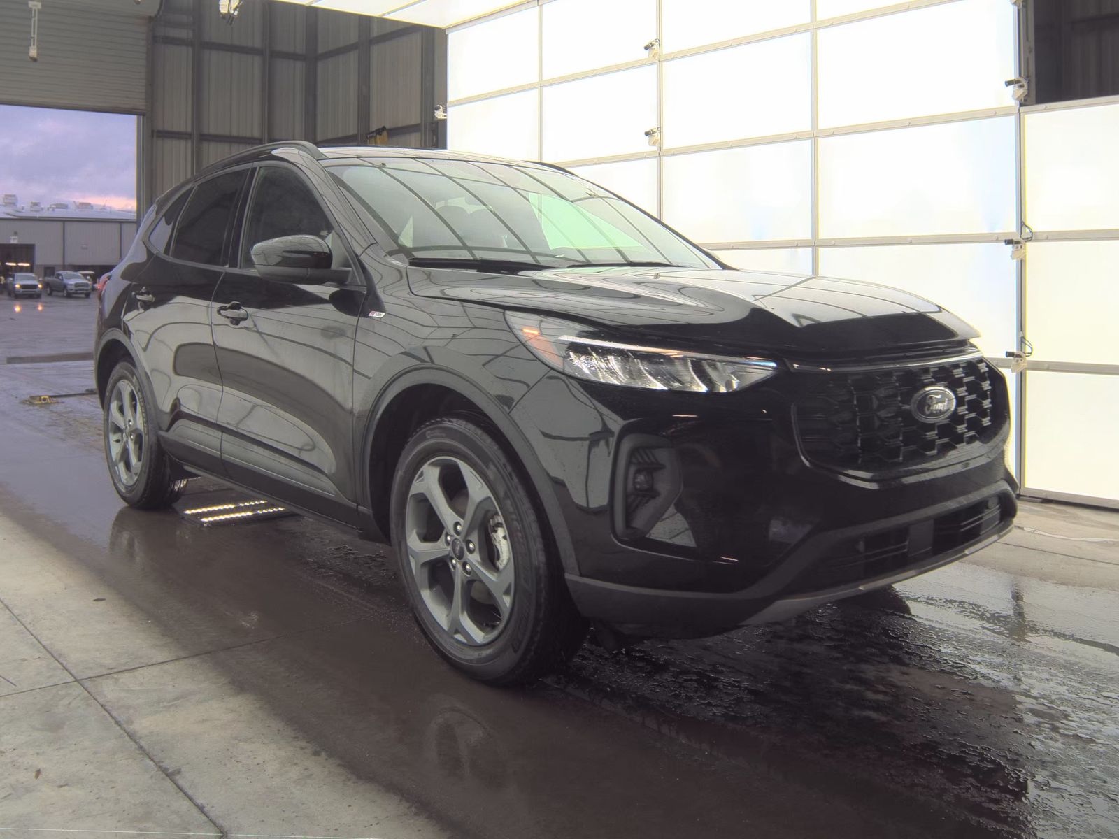 2025 Ford Escape Hybrid ST-Line Elite AWD