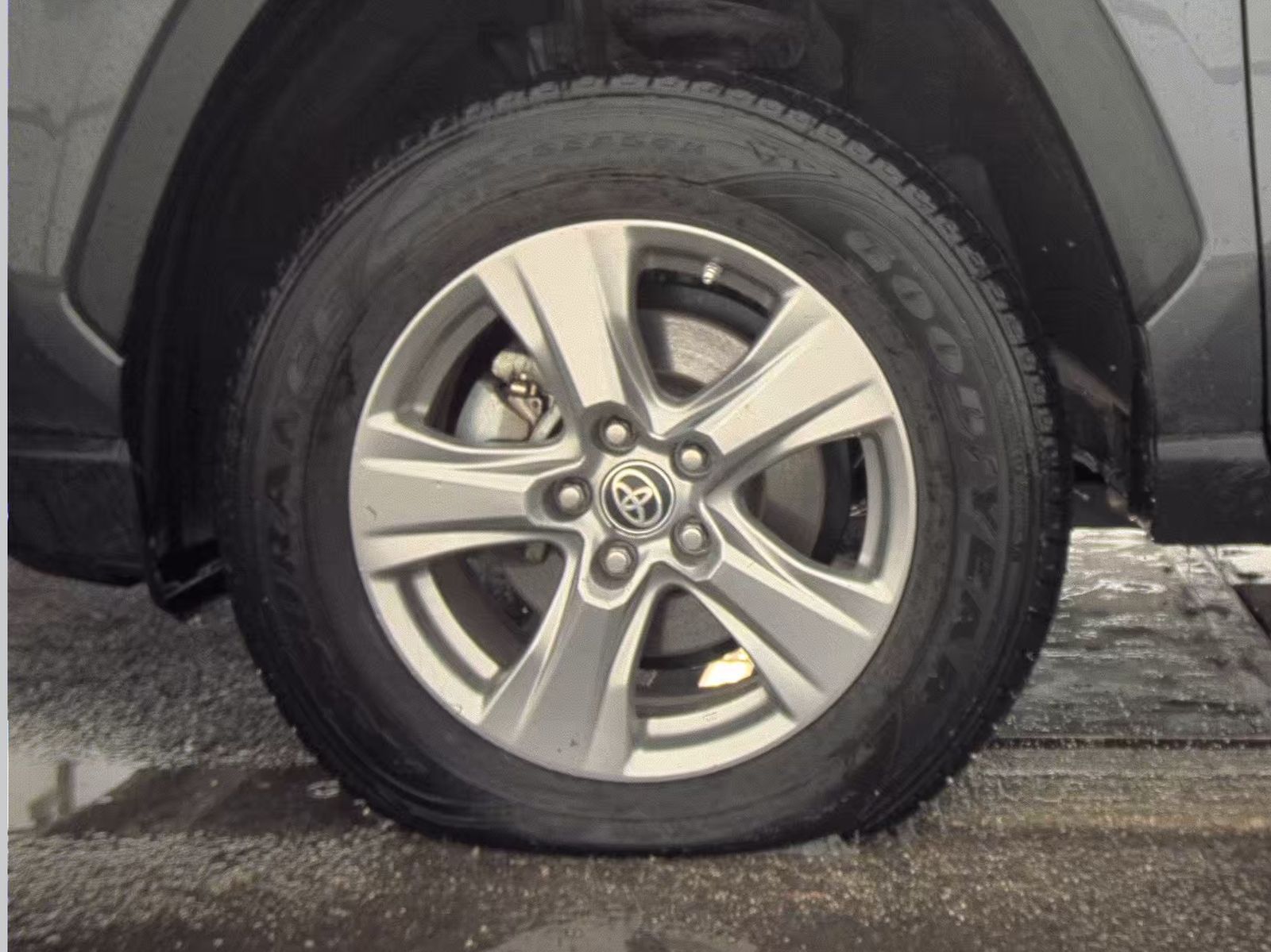 2024 Toyota RAV4 Hybrid LE AWD