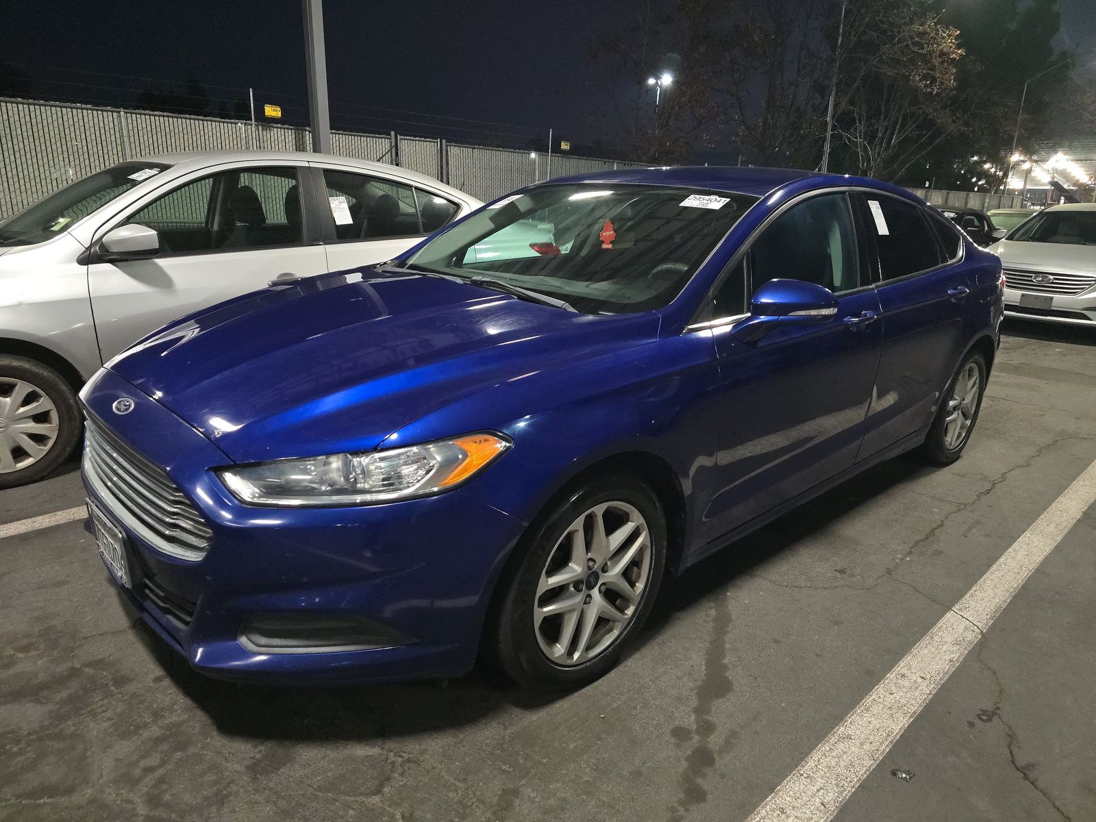 2016 Ford Fusion SE FWD