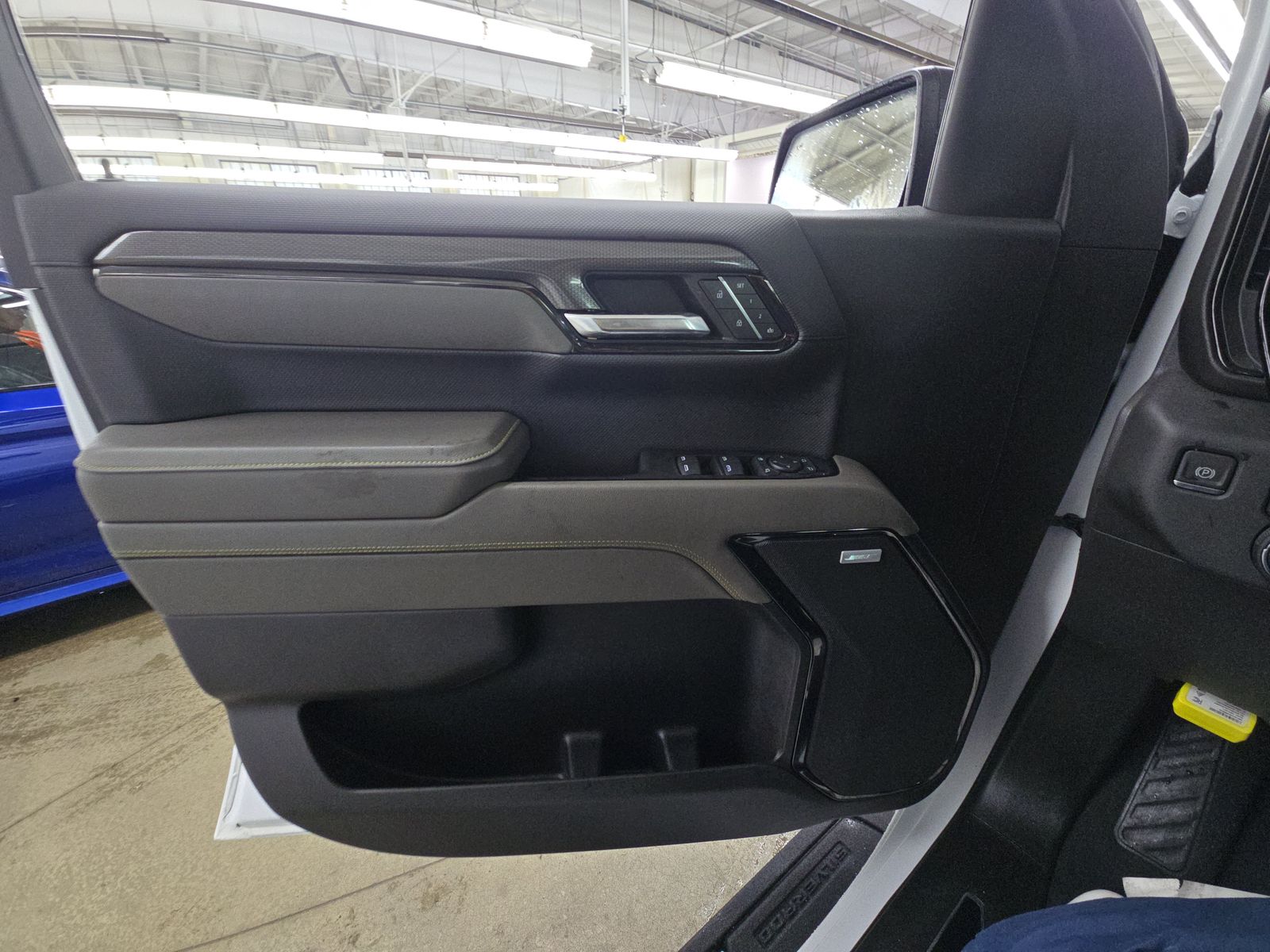 2023 Chevrolet Silverado 1500 ZR2 AWD