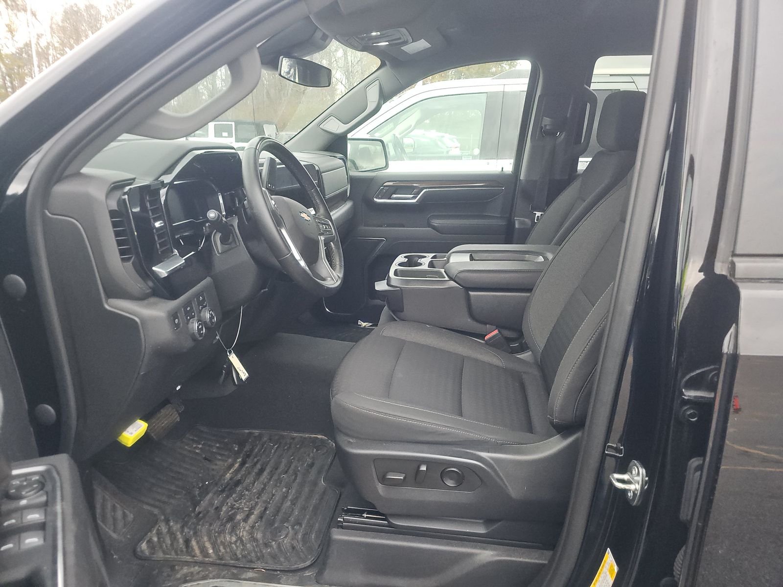 2023 Chevrolet Silverado 1500 LT AWD