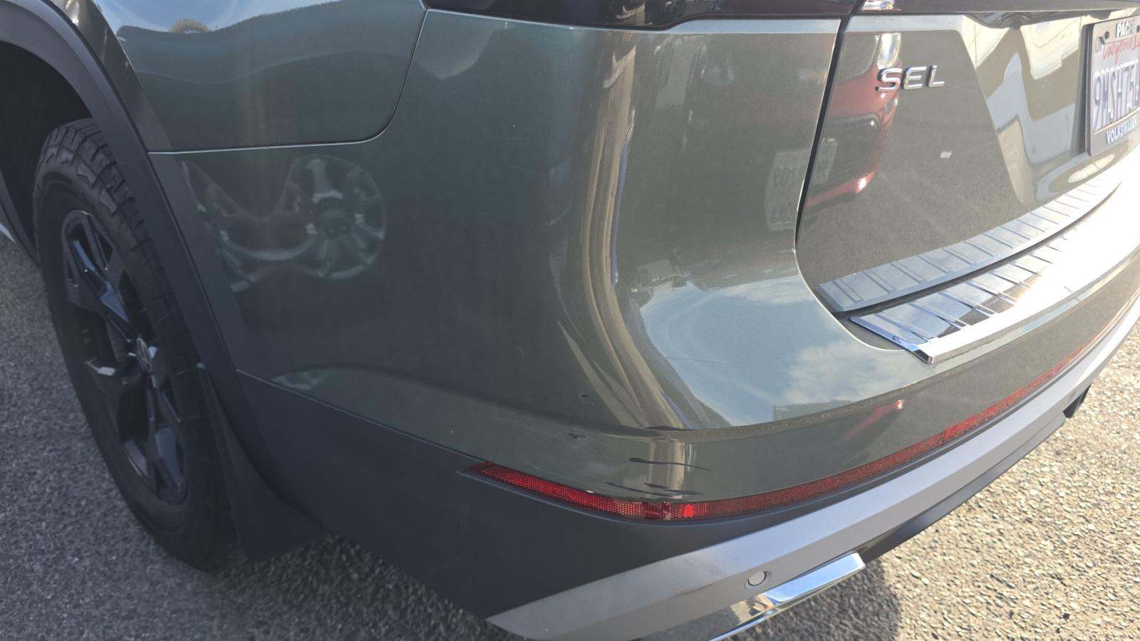 2024 Volkswagen Atlas 2.0T Peak Edition SEL AWD