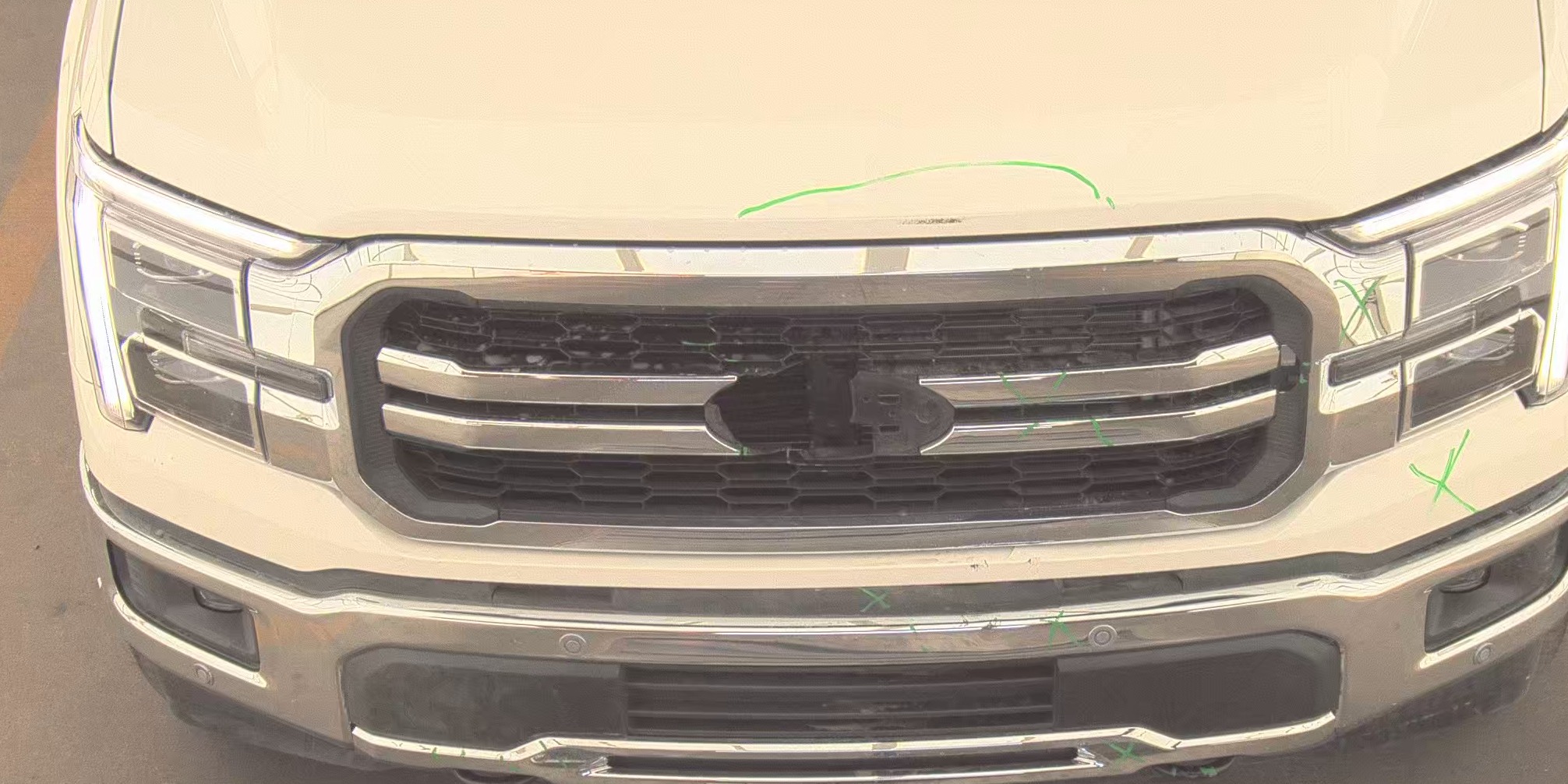 2025 Ford F-150 Lariat AWD