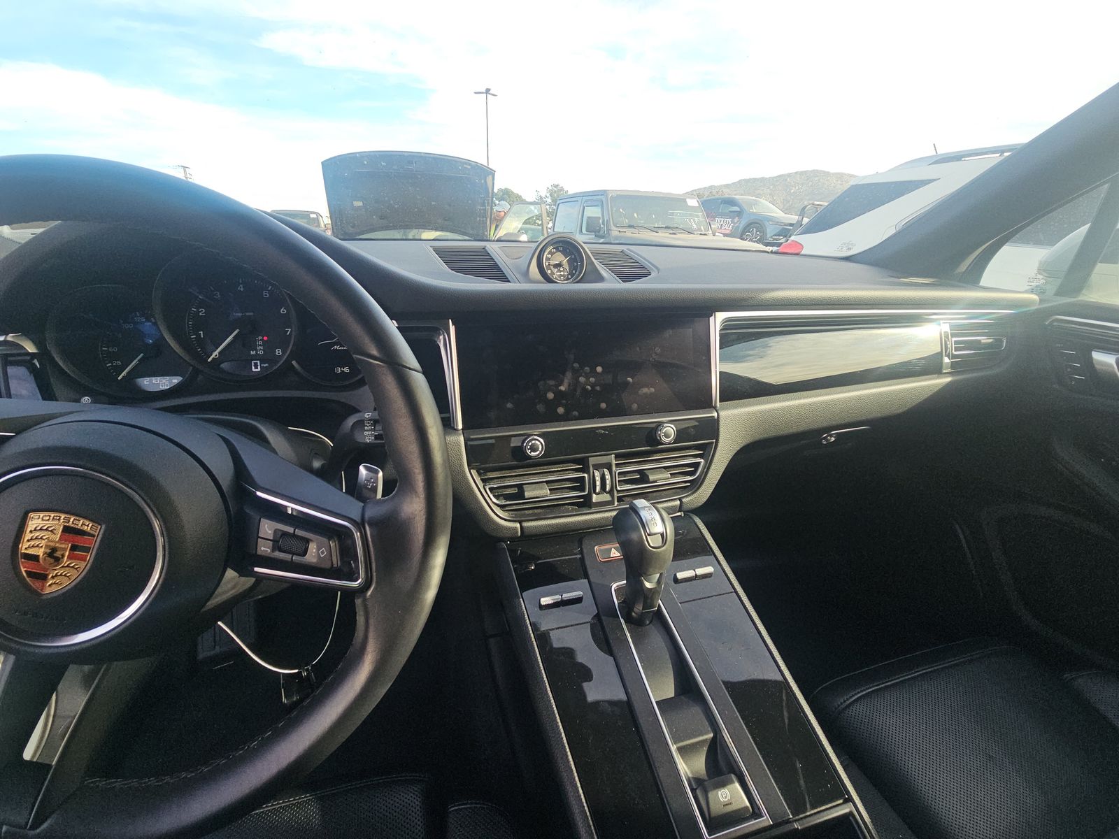 2024 Porsche Macan Base AWD