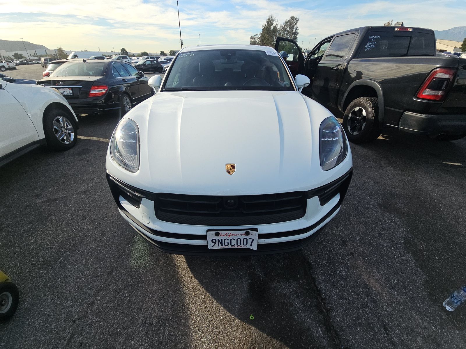 2024 Porsche Macan Base AWD