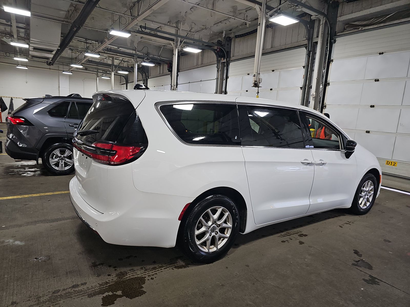 2024 Chrysler Pacifica Touring L FWD