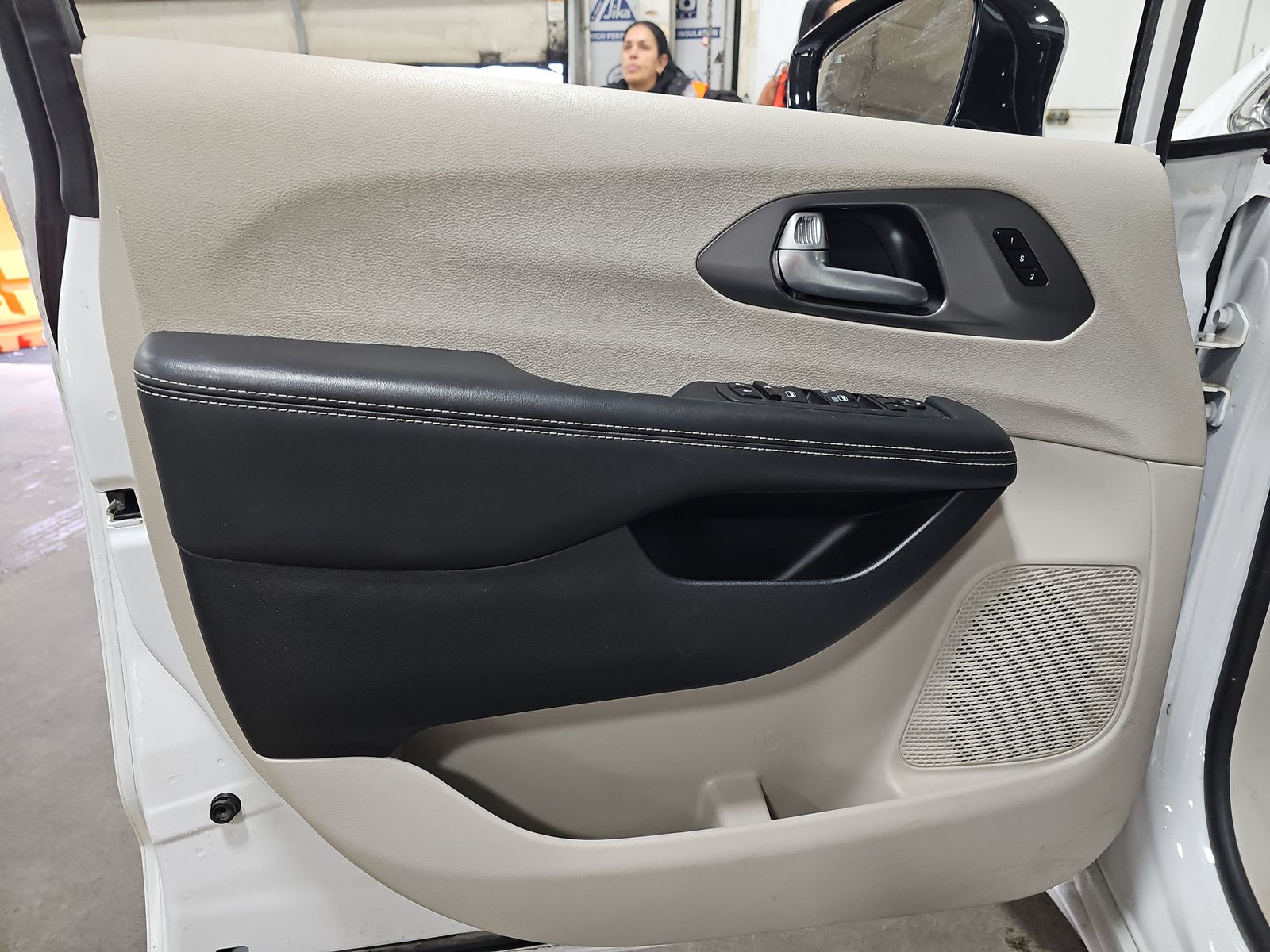 2024 Chrysler Pacifica Touring L FWD