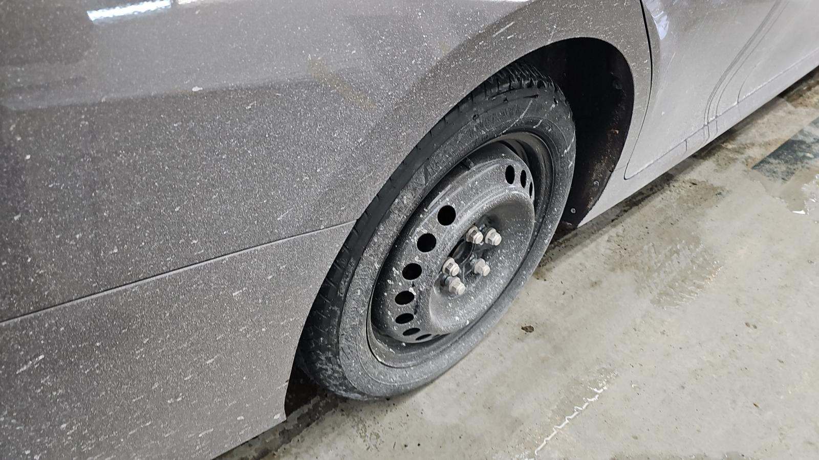 2024 Toyota Camry LE FWD