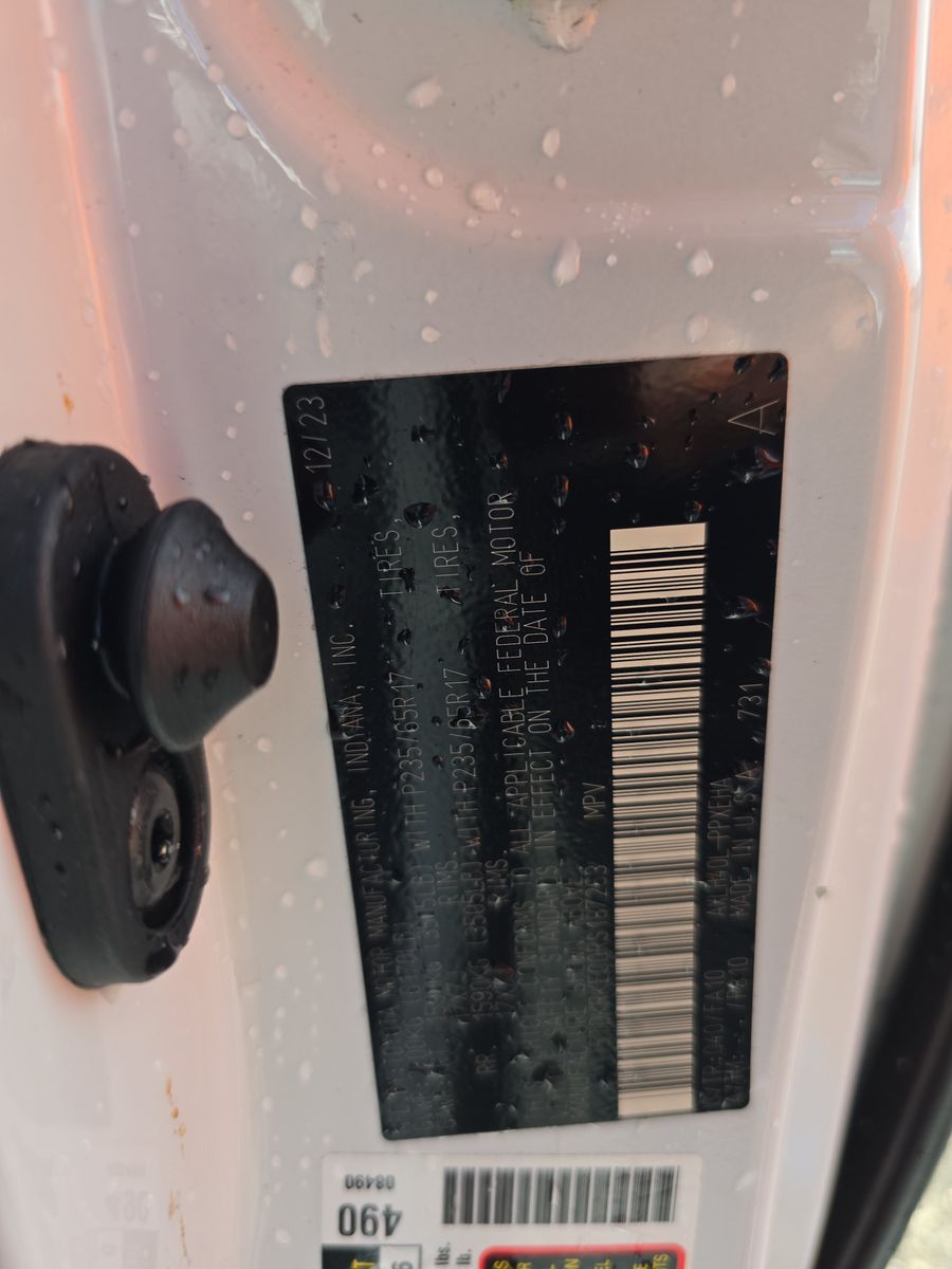 2024 Toyota Sienna LE FWD