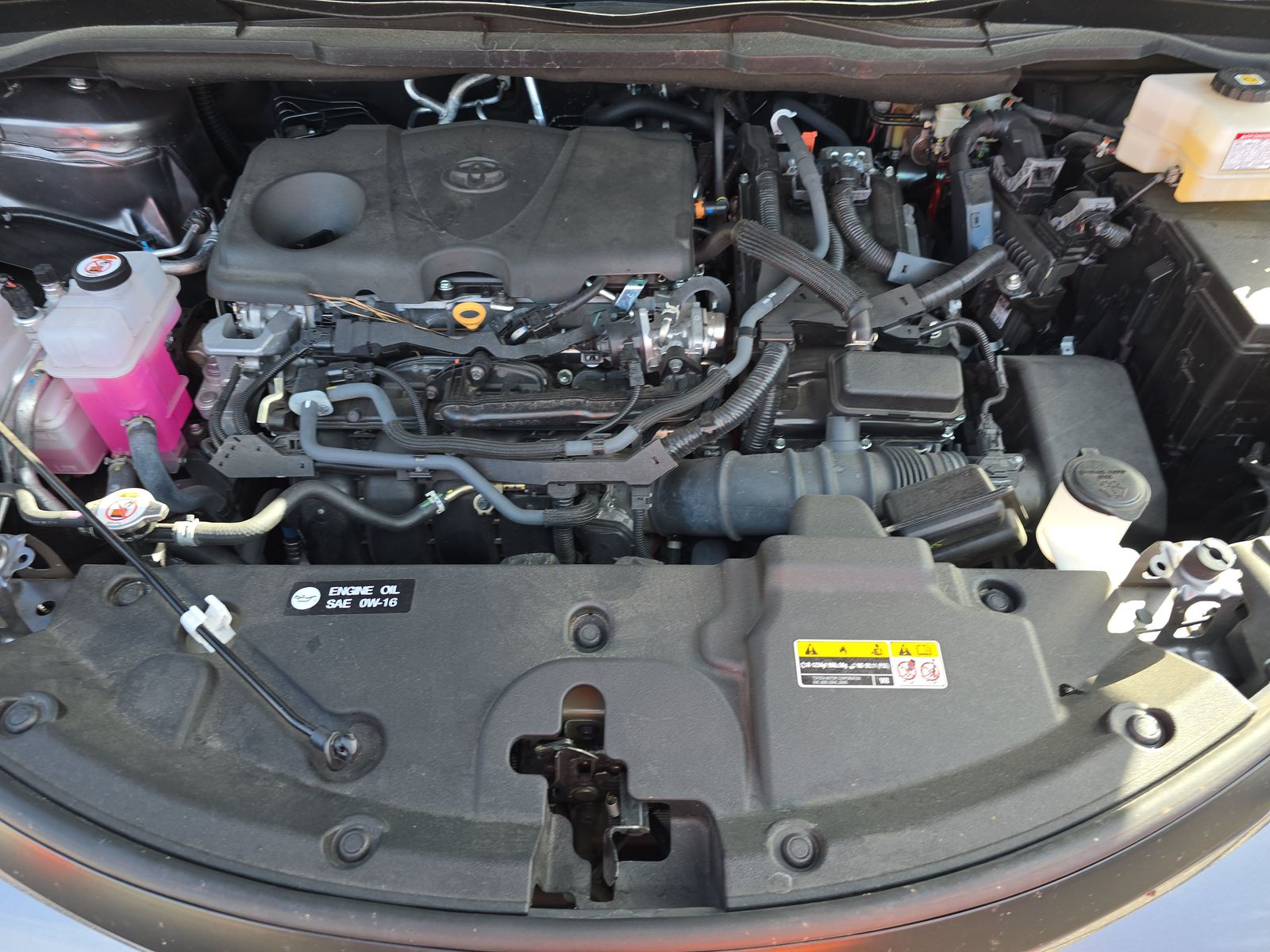 2024 Toyota Sienna LE FWD