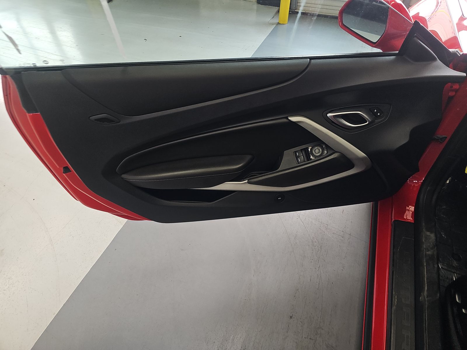 2023 Chevrolet Camaro 1LT RWD