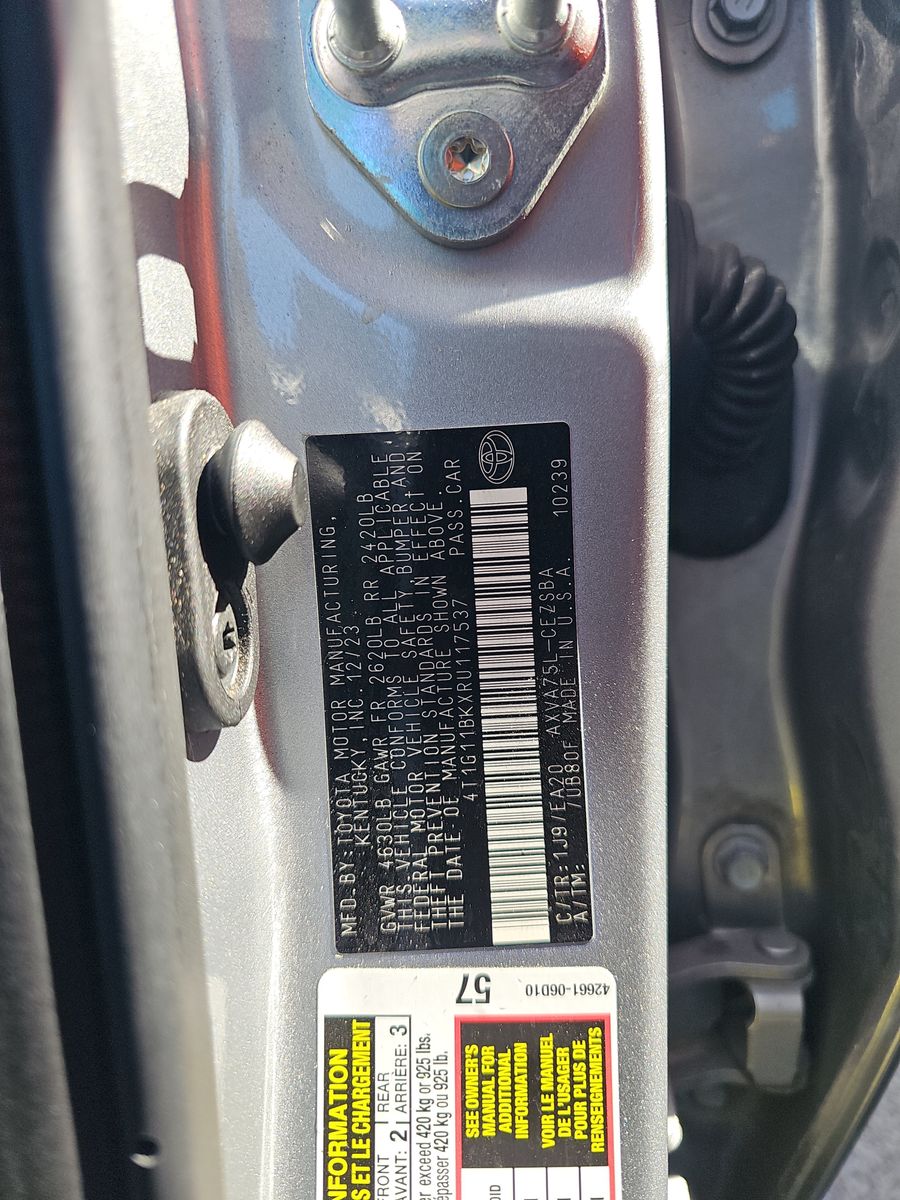 2024 Toyota Camry SE AWD