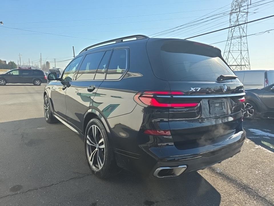2023 BMW X7 xDrive40i AWD