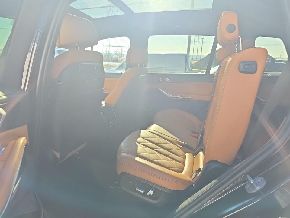 2023 BMW X7 xDrive40i AWD