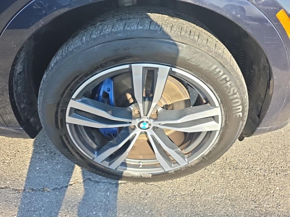 2023 BMW X7 xDrive40i AWD