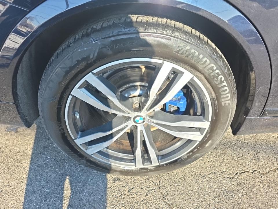 2023 BMW X7 xDrive40i AWD