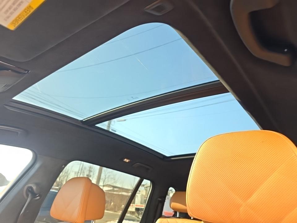 2023 BMW X7 xDrive40i AWD