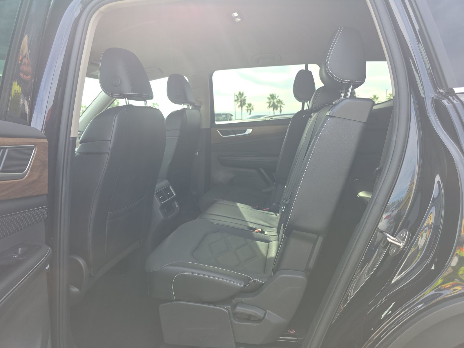 2024 Volkswagen Atlas 2.0T SE AWD