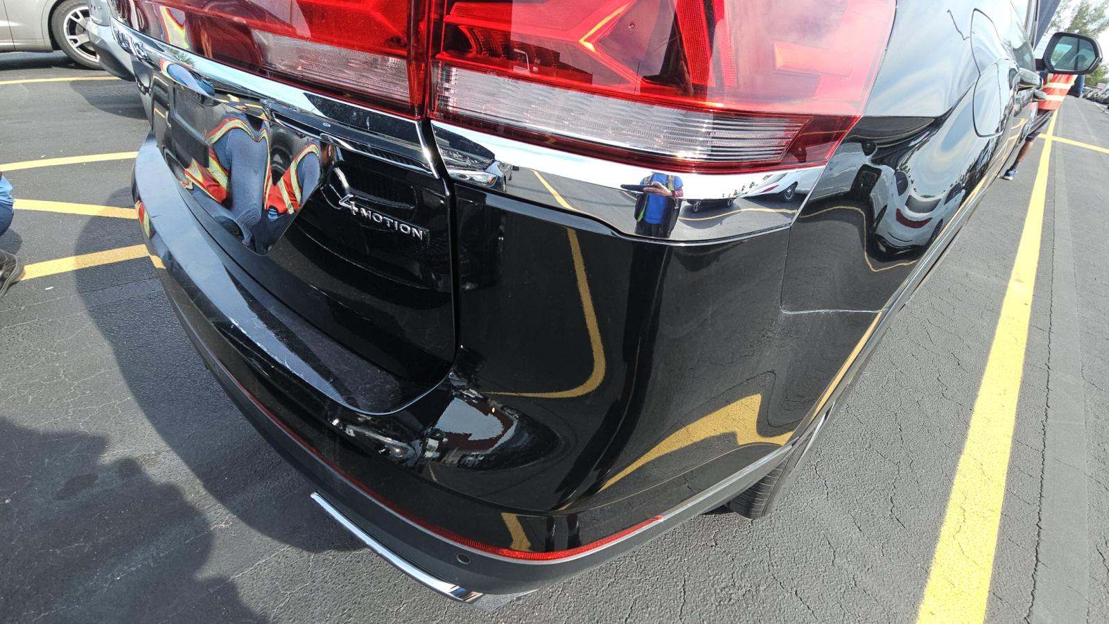 2024 Volkswagen Atlas 2.0T SE AWD