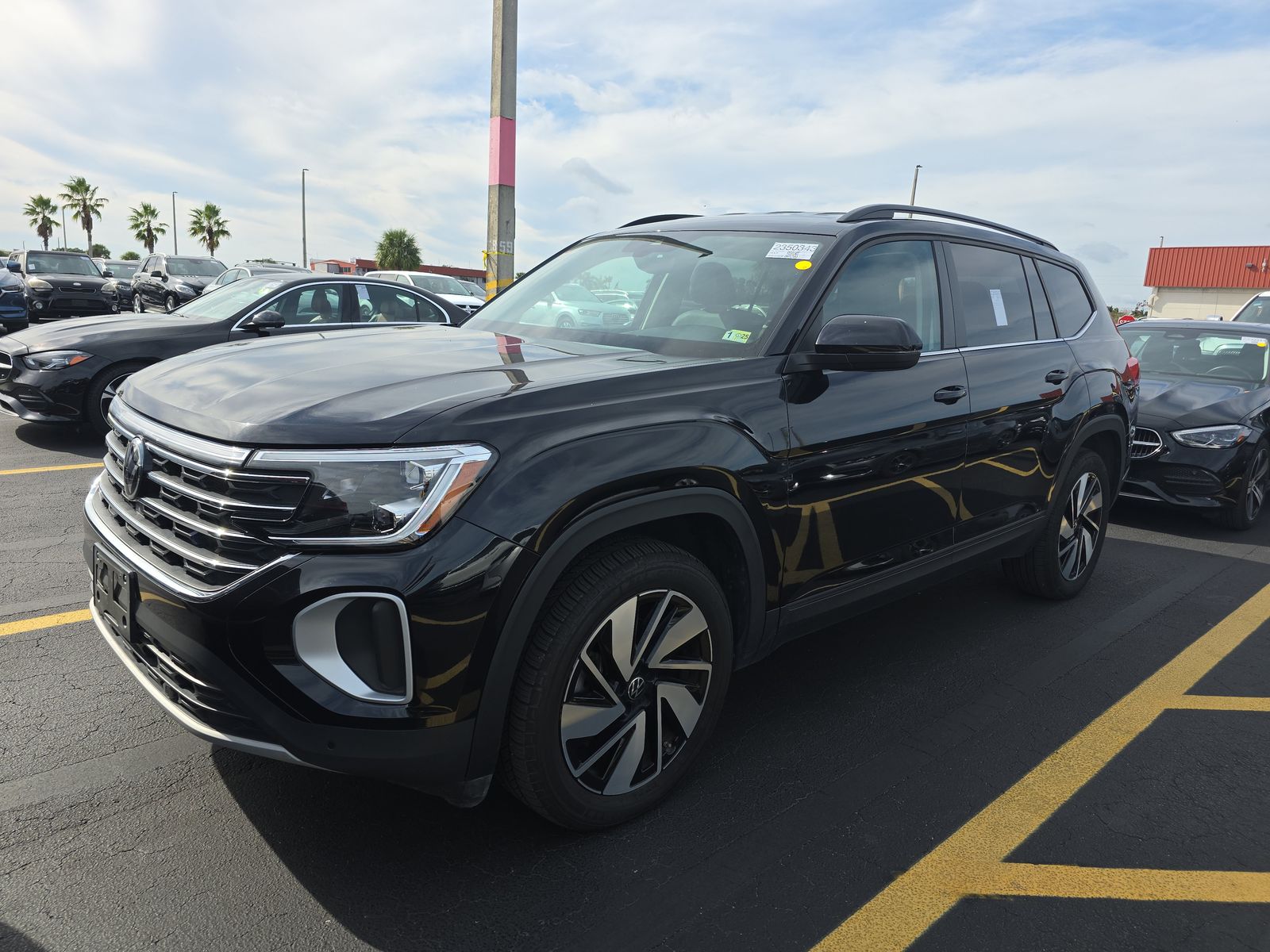 2024 Volkswagen Atlas 2.0T SE AWD