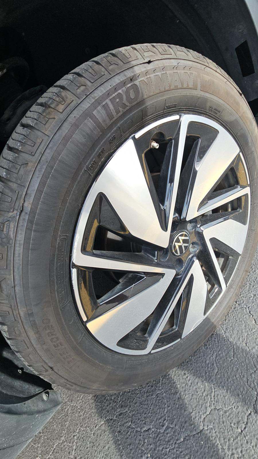 2024 Volkswagen Atlas 2.0T SE AWD