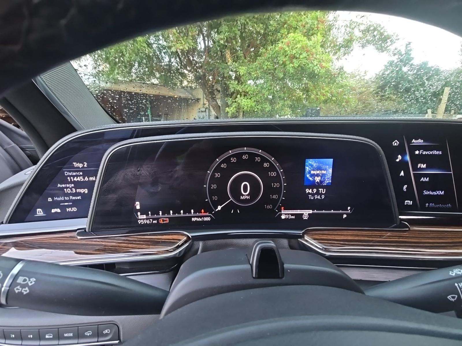 2022 Cadillac Escalade ESV Premium Luxury AWD