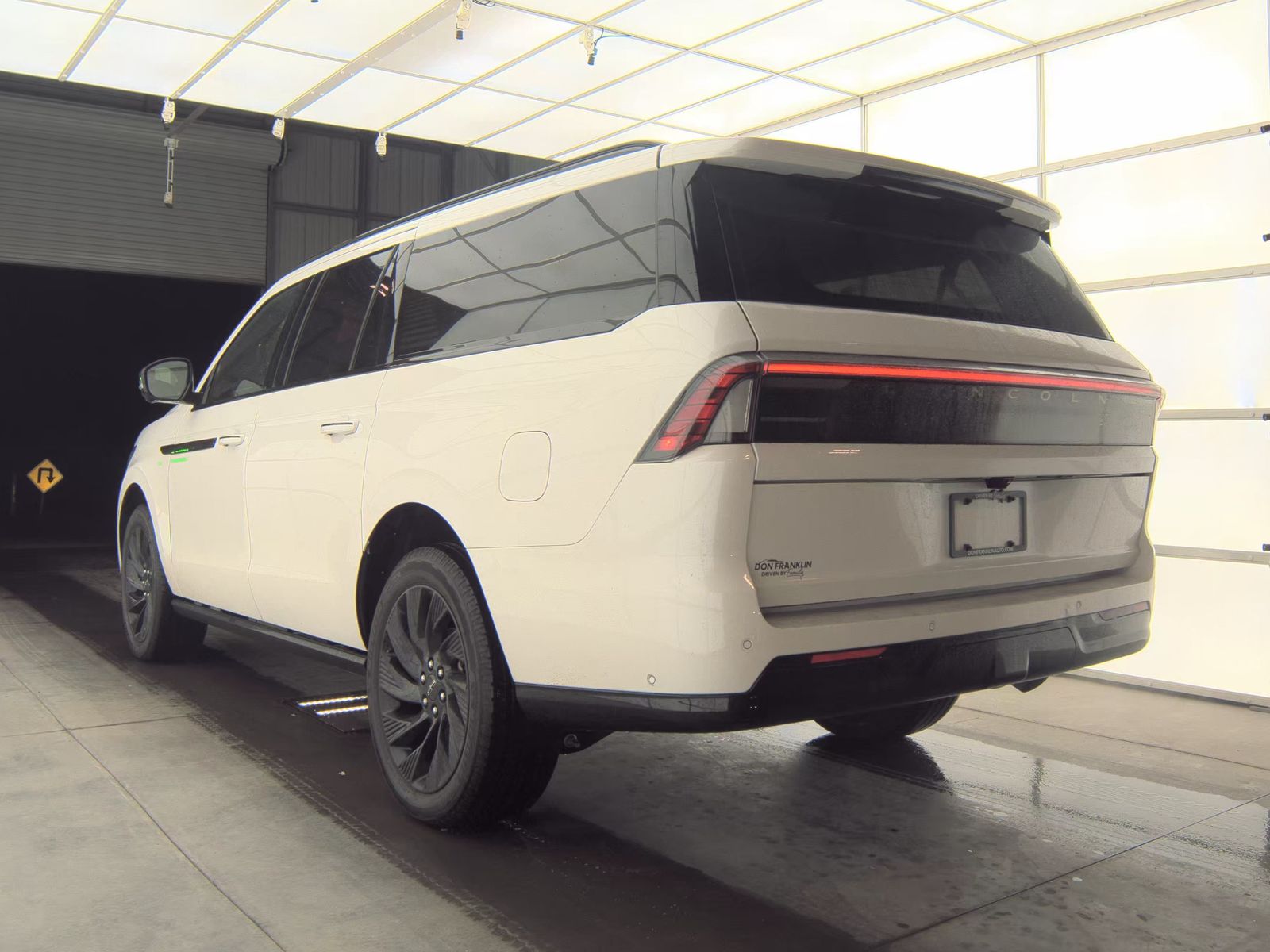 2025 Lincoln Navigator L Reserve AWD