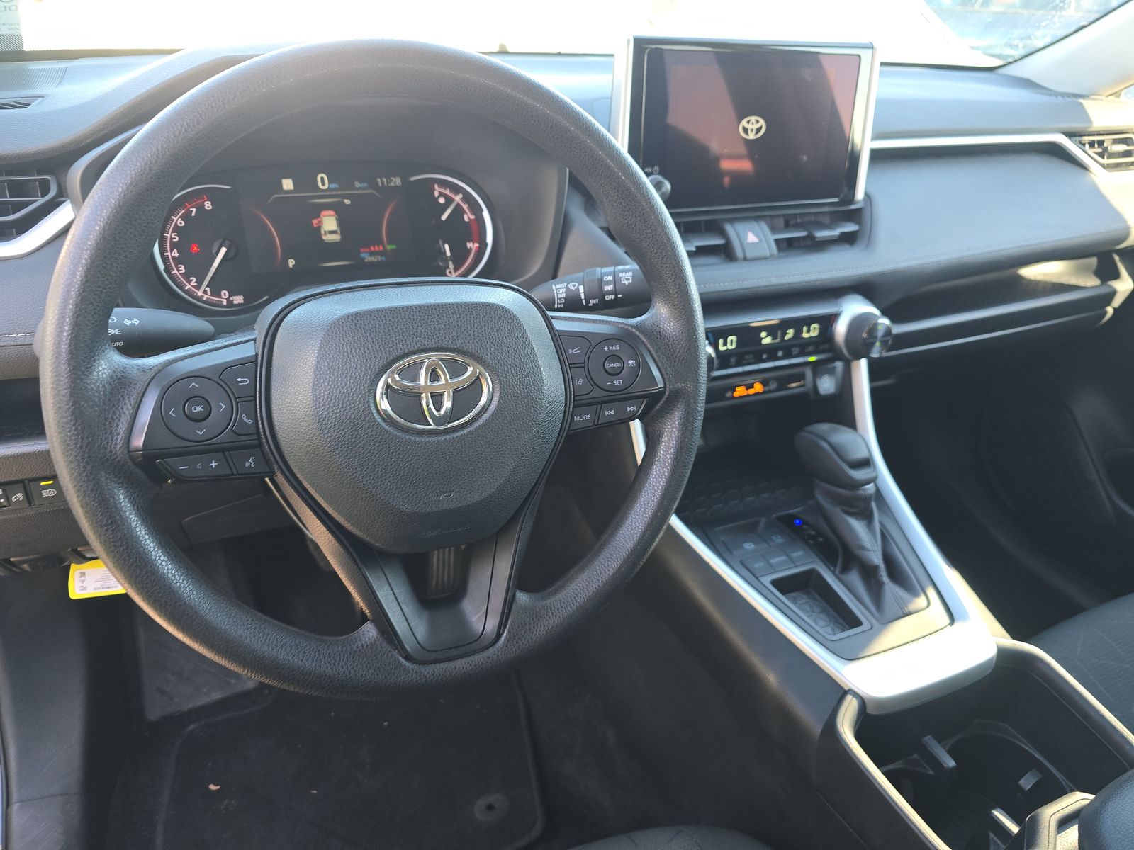 2024 Toyota RAV4 XLE FWD