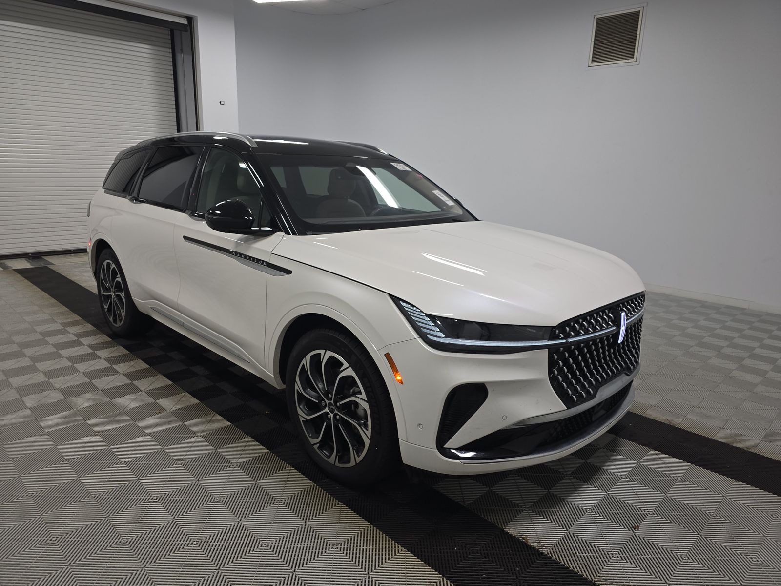 2024 Lincoln Nautilus Reserve AWD