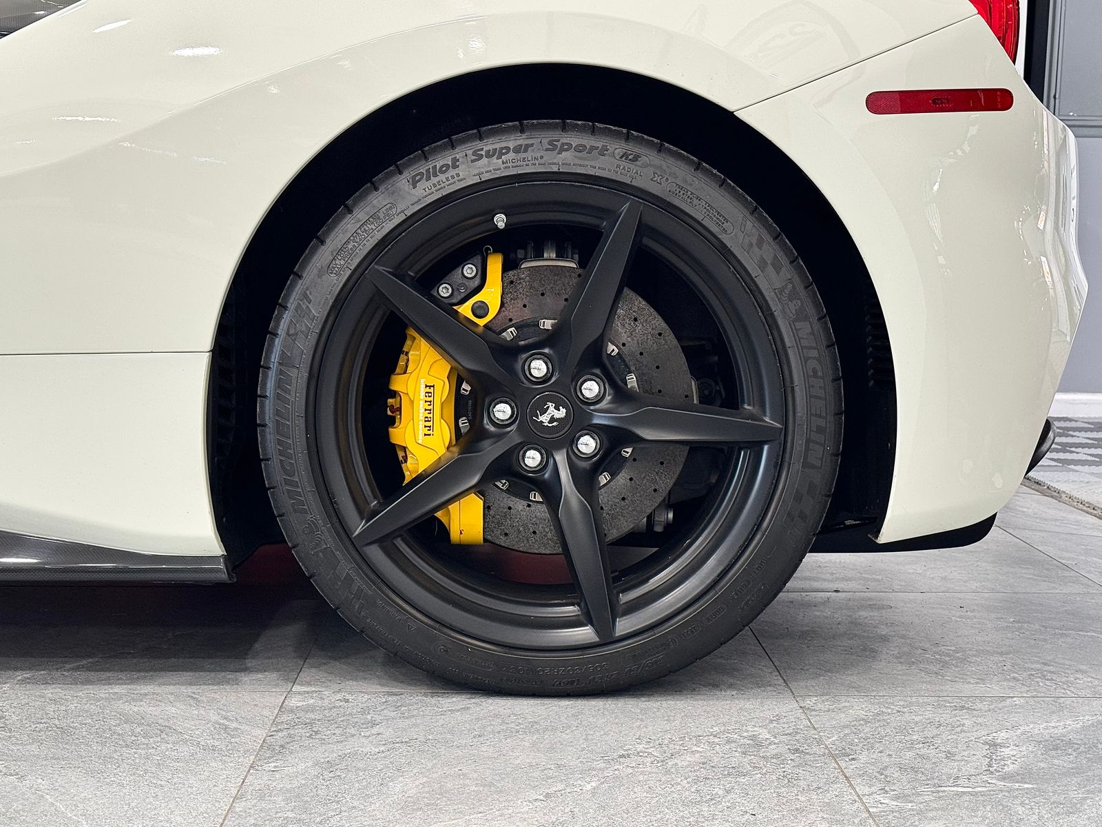 2016 Ferrari 488 GTB RWD