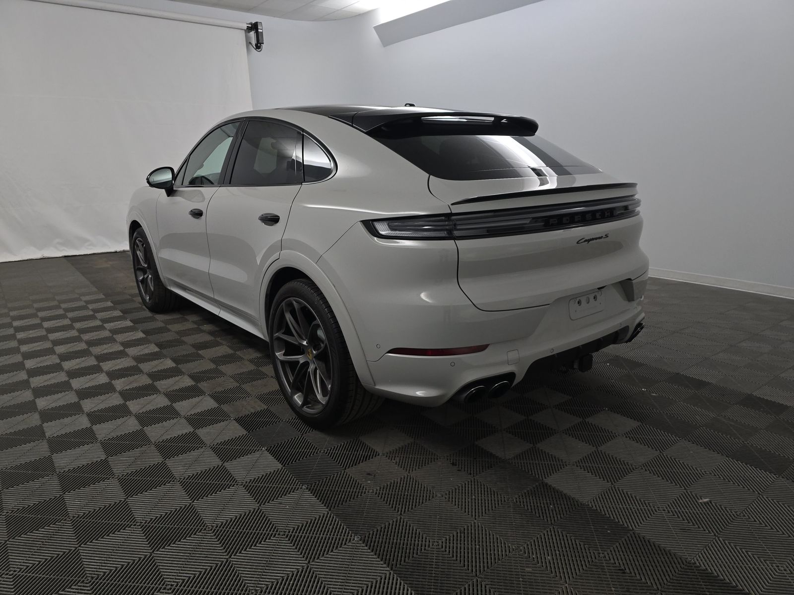 2024 Porsche Cayenne S AWD