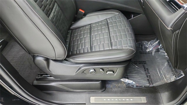 2023 Cadillac Escalade ESV Sport Platinum AWD