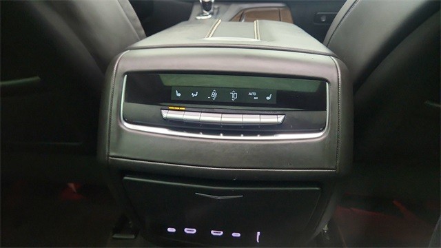 2023 Cadillac Escalade ESV Sport Platinum AWD