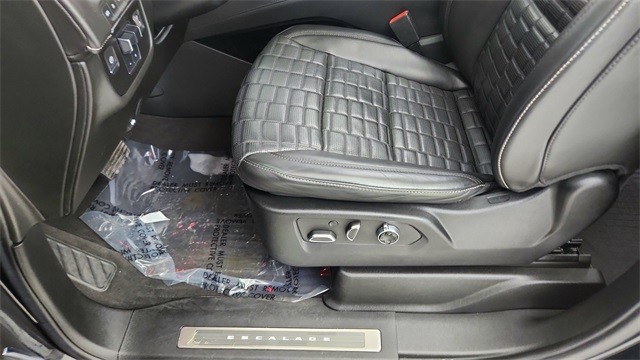 2023 Cadillac Escalade ESV Sport Platinum AWD