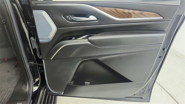 2023 Cadillac Escalade ESV Sport Platinum AWD