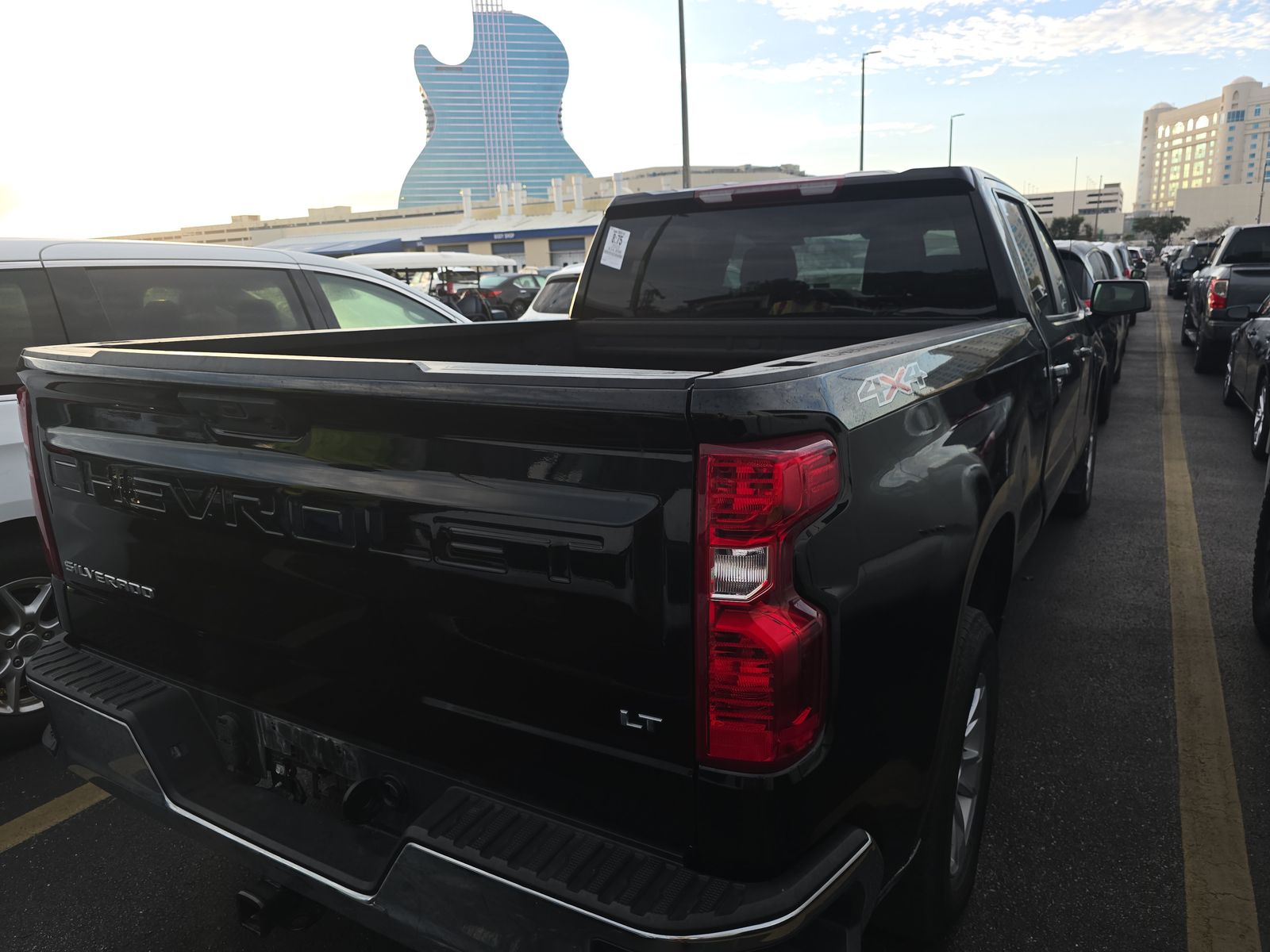 2023 Chevrolet Silverado 1500 LT AWD