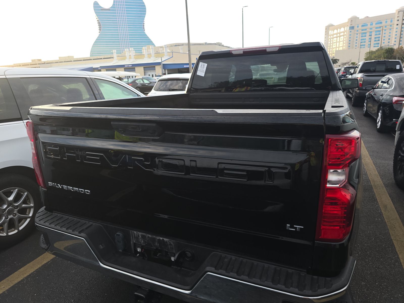 2023 Chevrolet Silverado 1500 LT AWD
