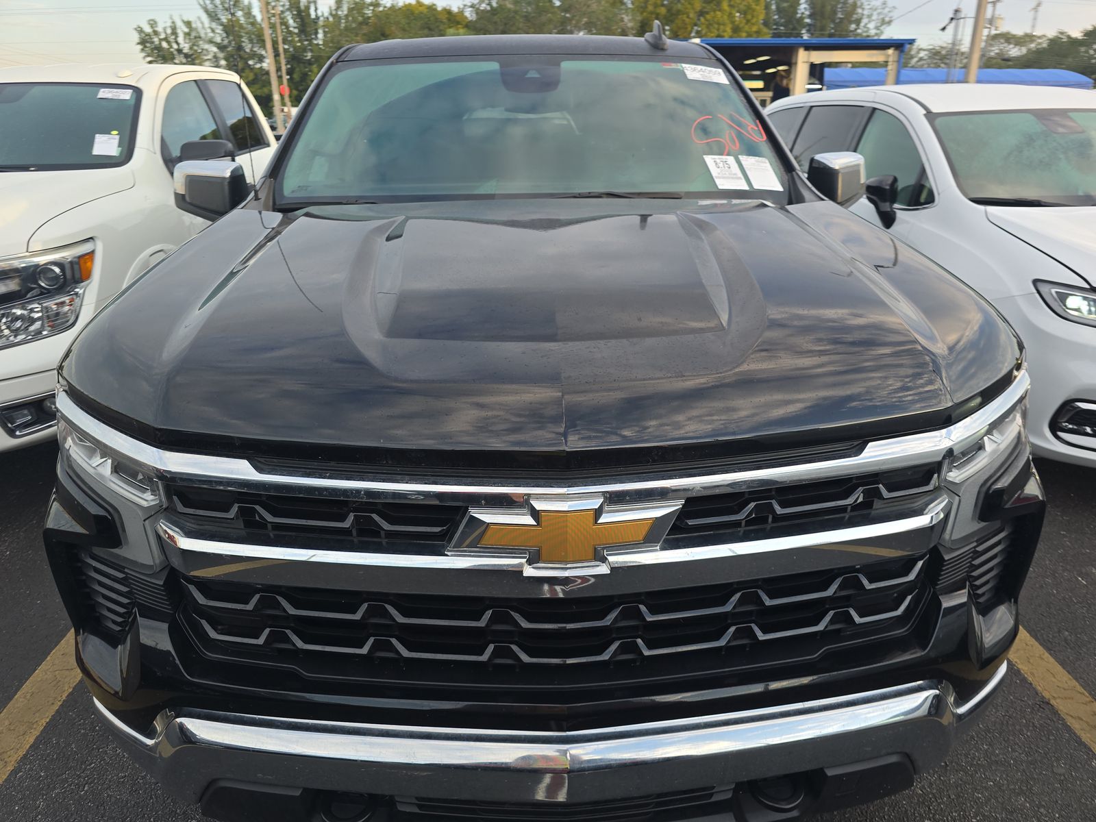 2023 Chevrolet Silverado 1500 LT AWD