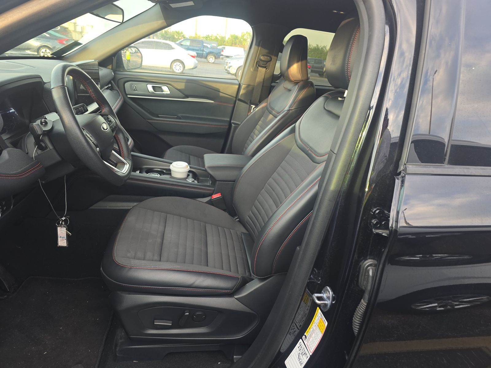 2025 Ford Explorer ST-Line AWD